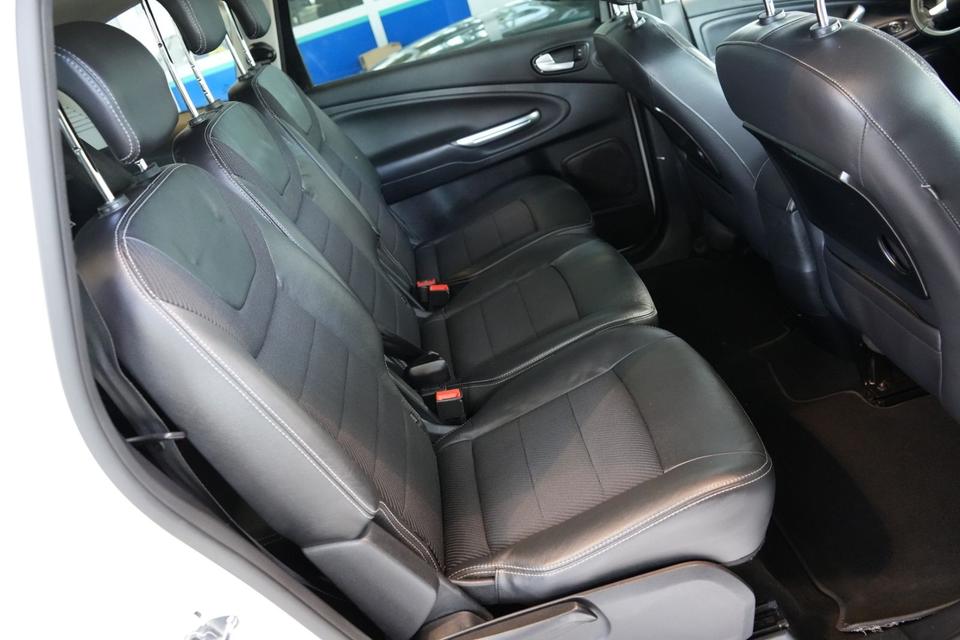 Ford S-Max 2013 — photo 9