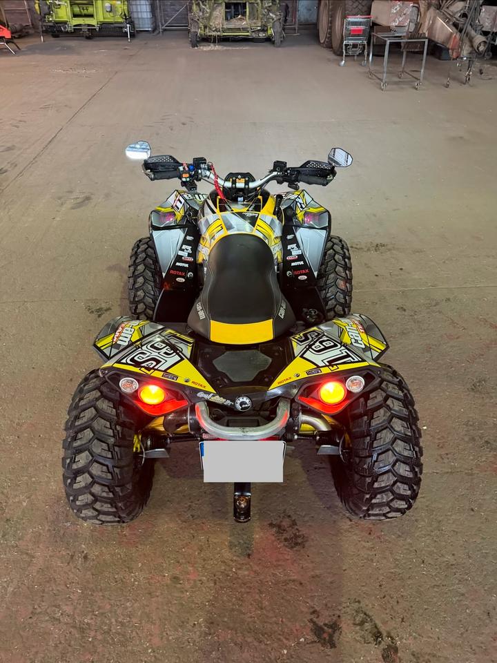  Can-Am Renegade 1000xxc 2014 — interior