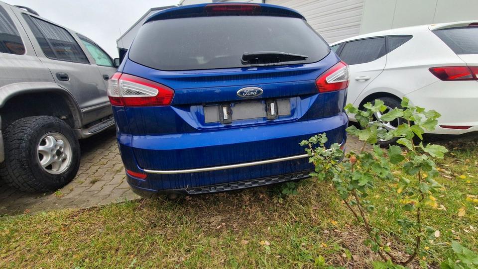 Ford Mondeo 2014 — photo 8