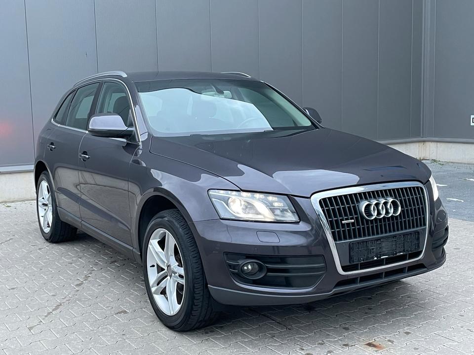 Audi Q5 2010 — photo 16