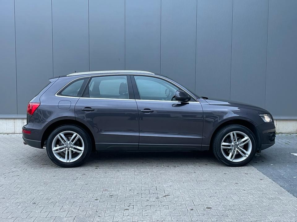 Audi Q5 2010 — photo 8