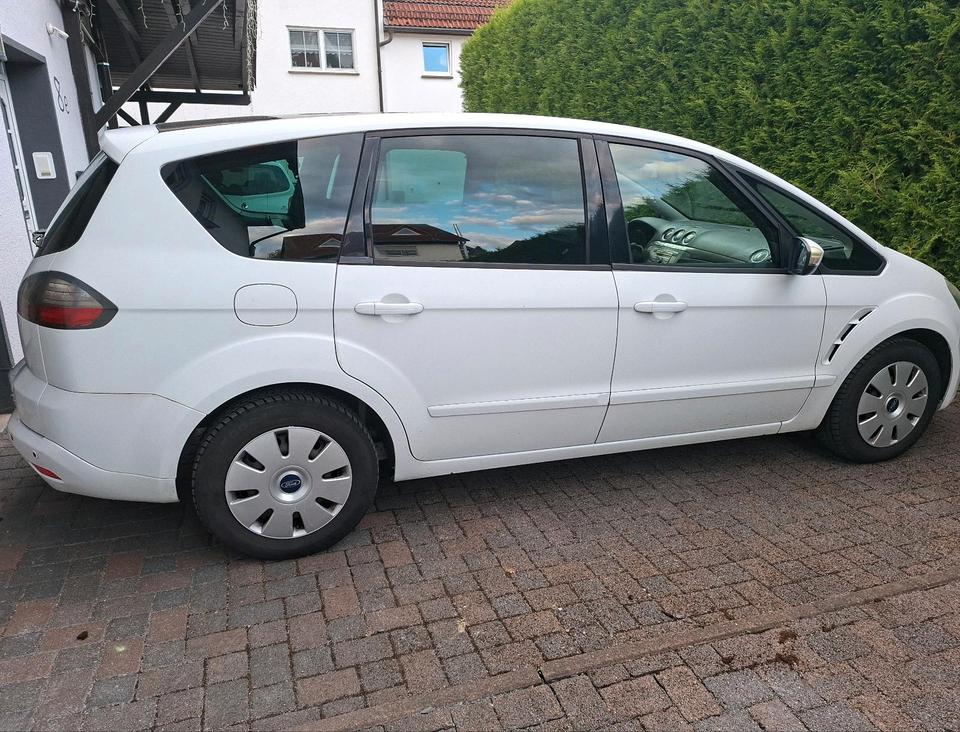Ford S-Max 2006 — вигляд ззаду