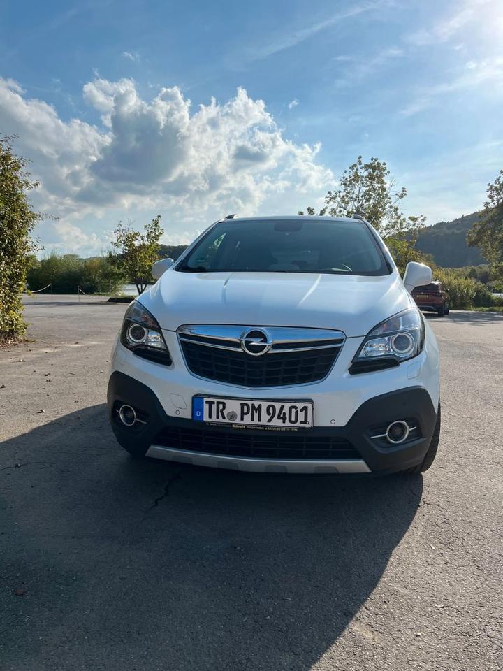 Opel Mokka 2013 — interior
