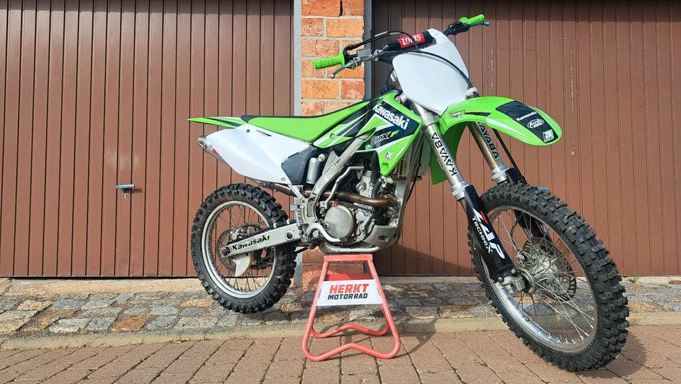 Kawasaki KXF KX 250 F Motocross Rmz Crf Sxf Yz F 2005 — rear view