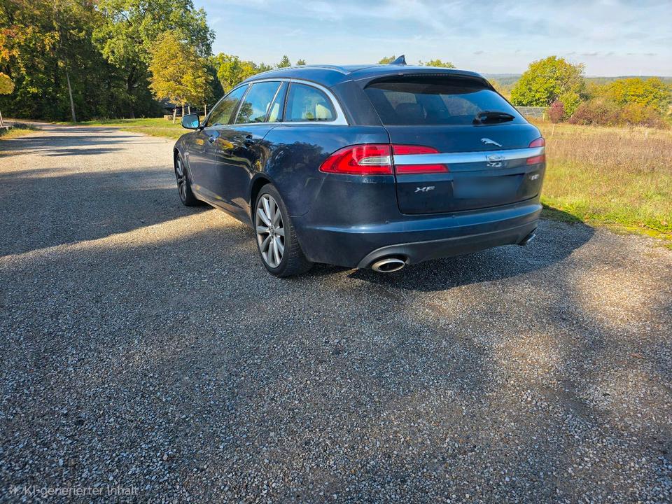 Jaguar XF 2013 — салон