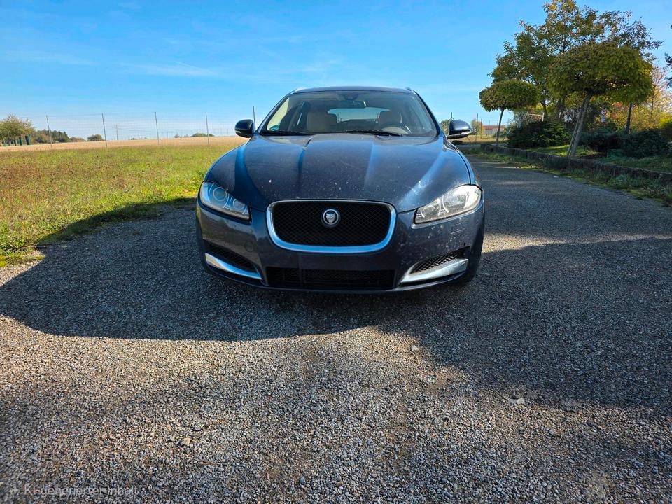 Jaguar XF 2013 — фото 8