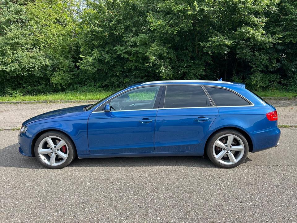 Audi A4 2011 — photo 5