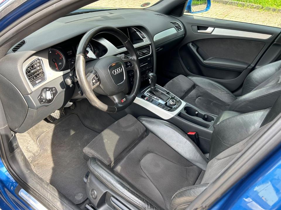 Audi A4 2011 — photo 6