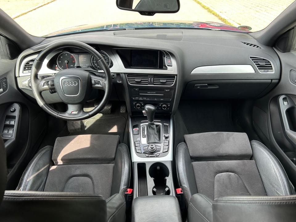 Audi A4 2011 — photo 9