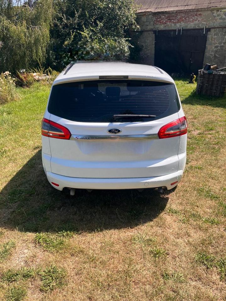 Ford S-Max 2010 — photo 5