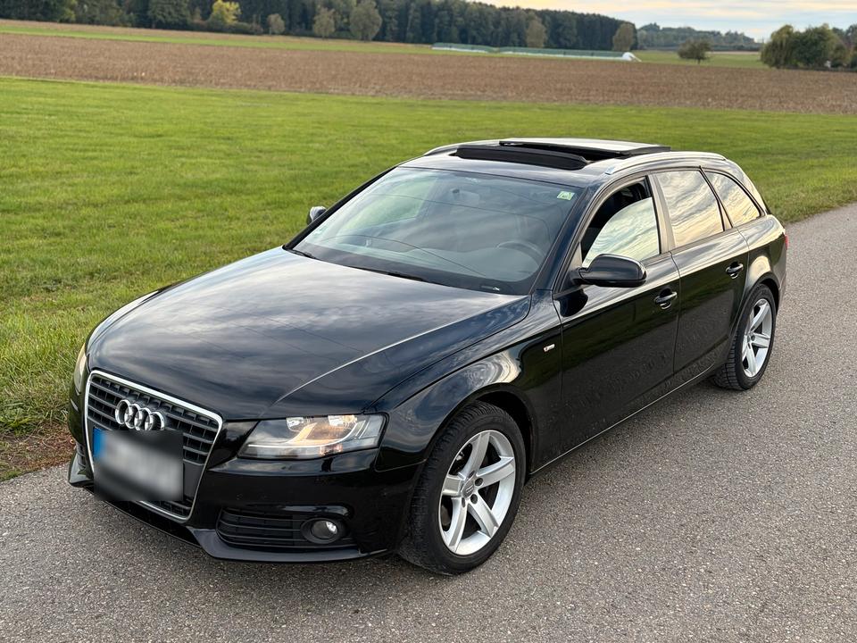 Audi A4 2010 — фото 5