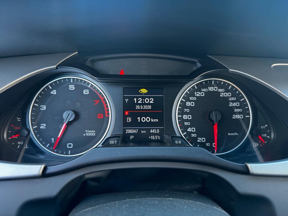 Audi A4 2008 — photo 10