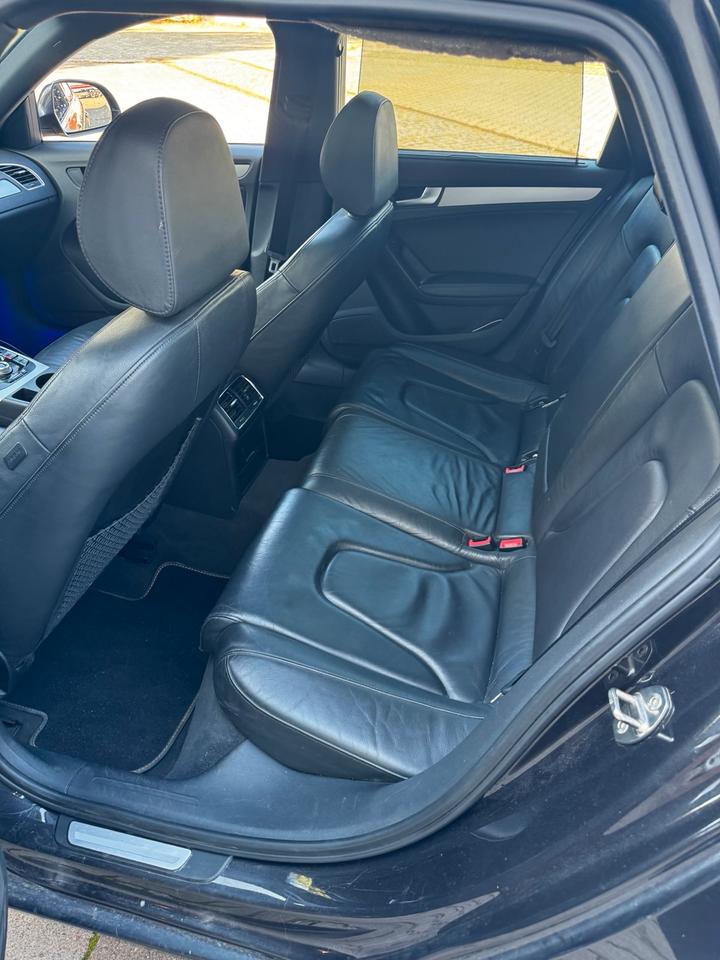 Audi A4 2008 — photo 11