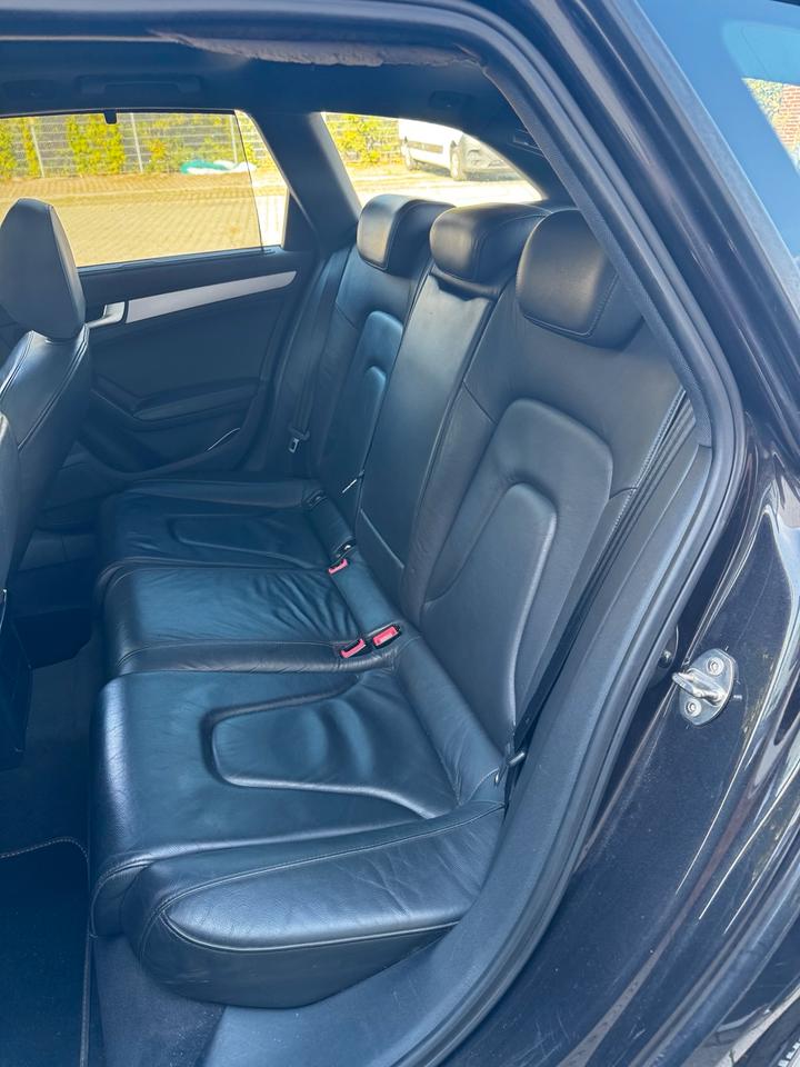 Audi A4 2008 — photo 12