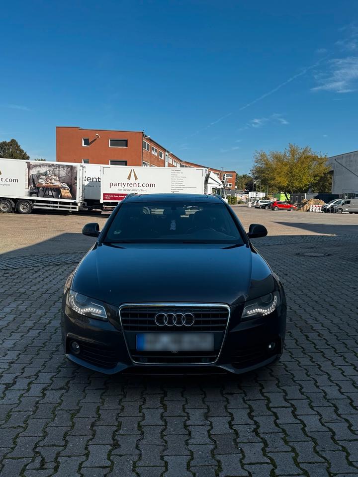 Audi A4 2008 — rear view