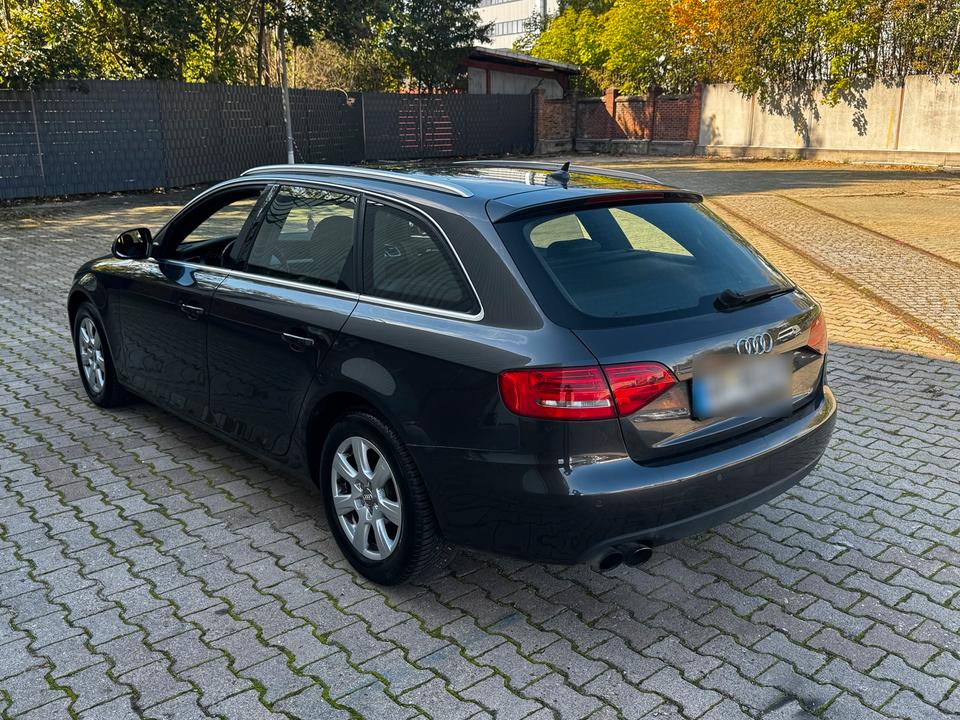 Audi A4 2008 — photo 5