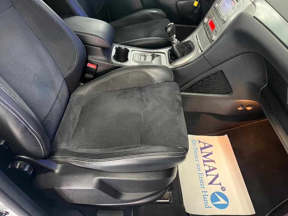 Ford S-Max 2009 — photo 13