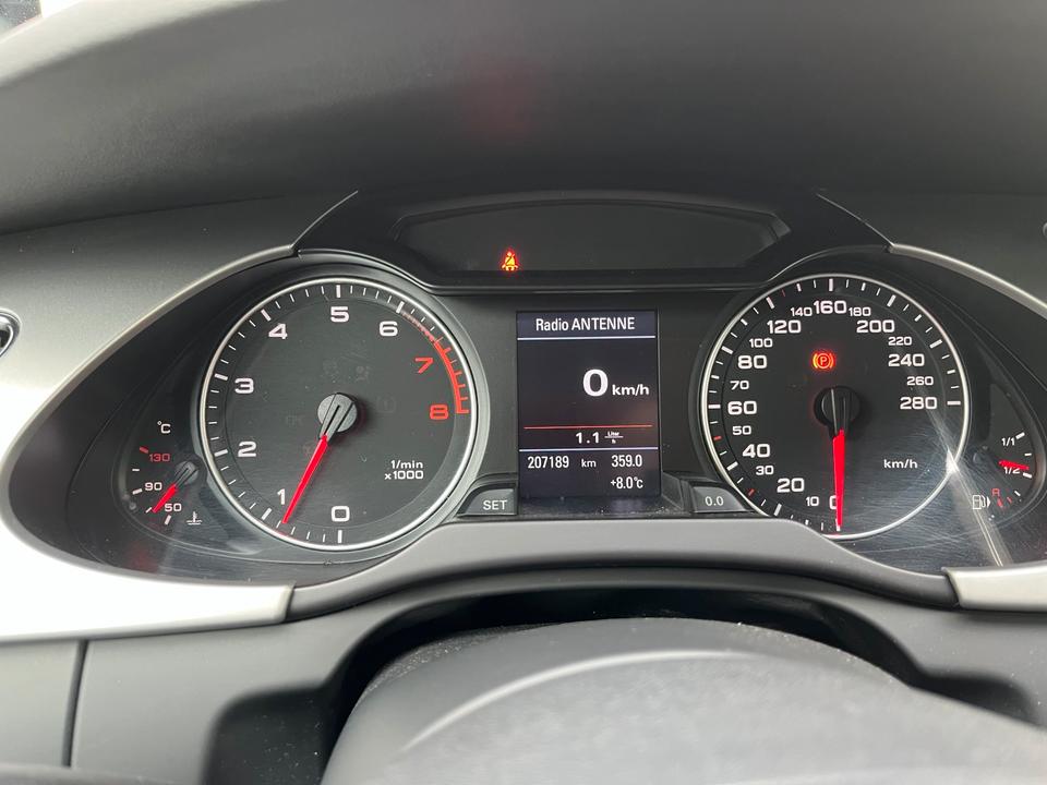 Audi A4 2008 — photo 17