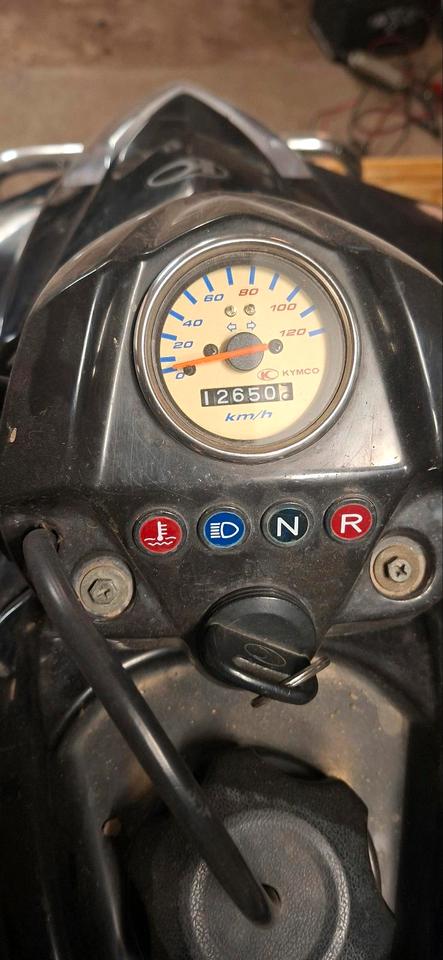 Kymco verkaufe kymco maxxer 300 2008 — engine 300 ccm