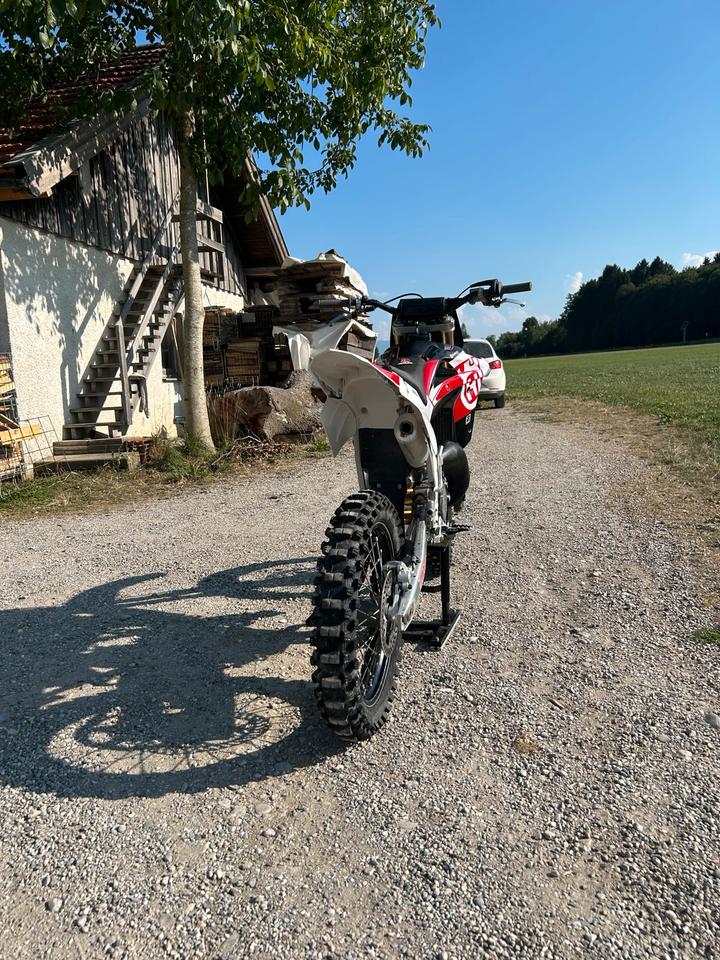 Husqvarna CR/WR/TC125 (no Ktm,Gasgas,Yamaha) 2009 — двигун 125 ccm