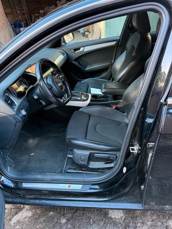 Audi A4 2014 — engine