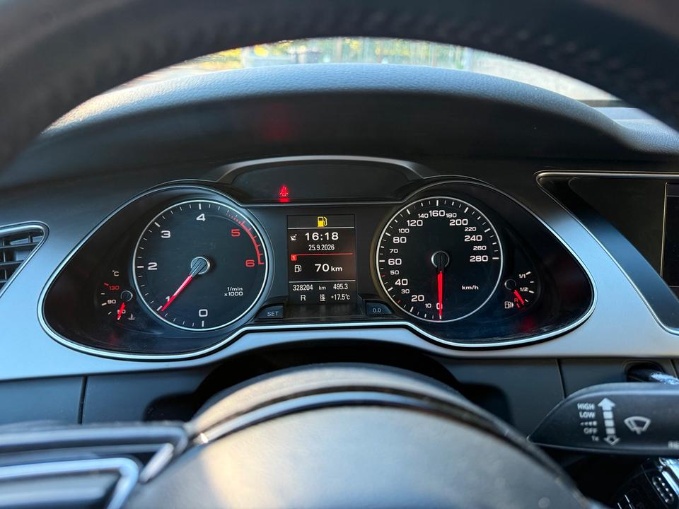 Audi A4 2014 — photo 7