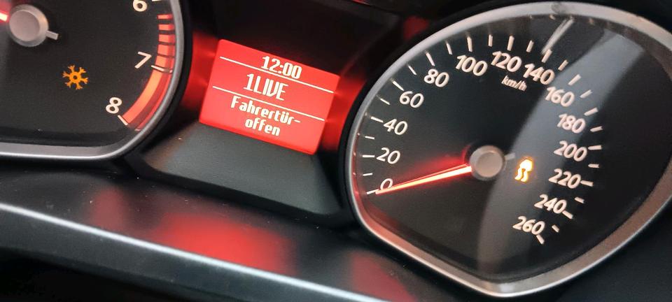 Ford S-Max 2010 — photo 5