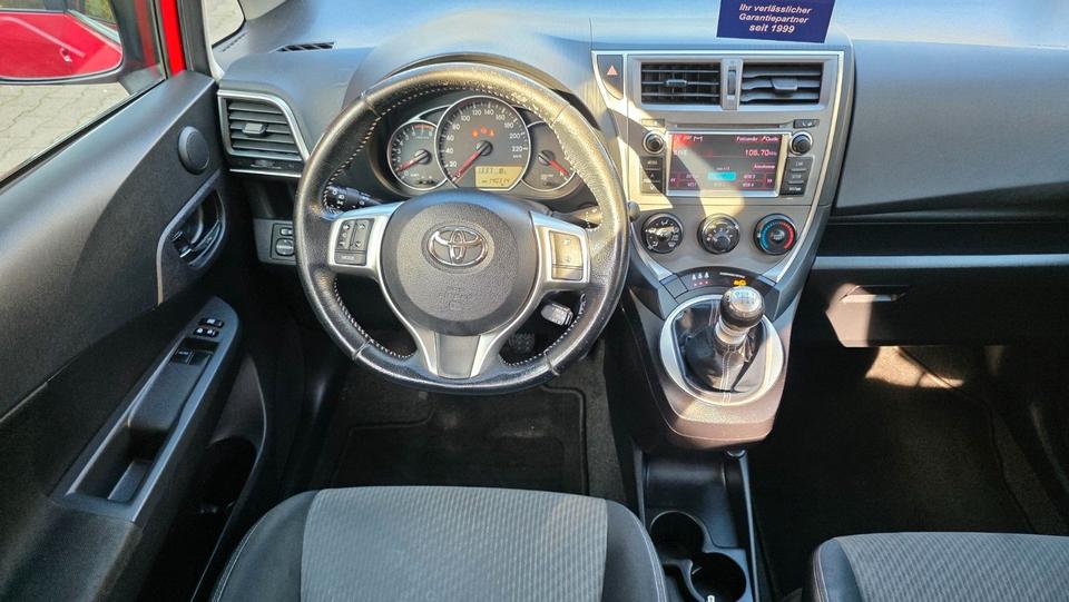 Toyota Verso 2013 — photo 11