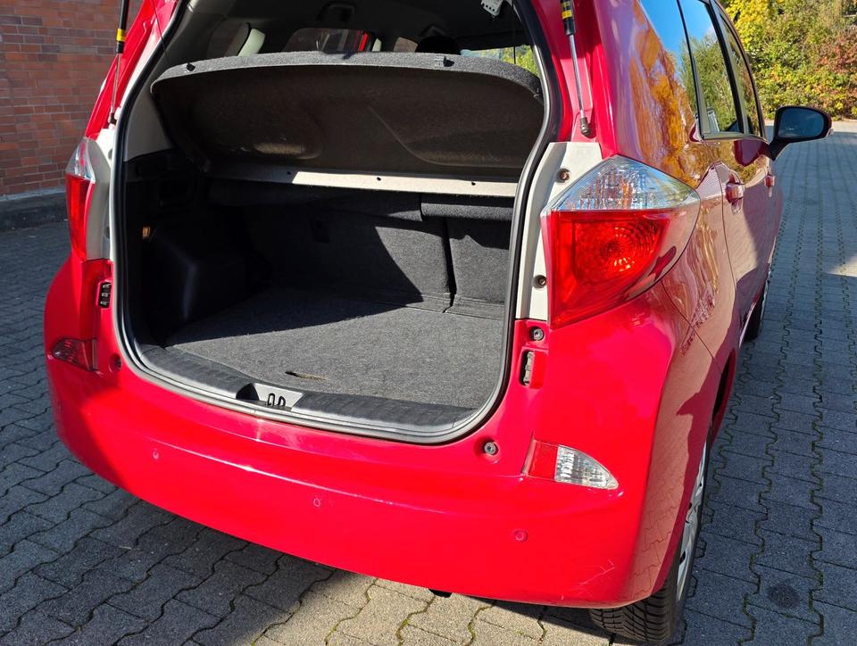 Toyota Verso 2013 — photo 13