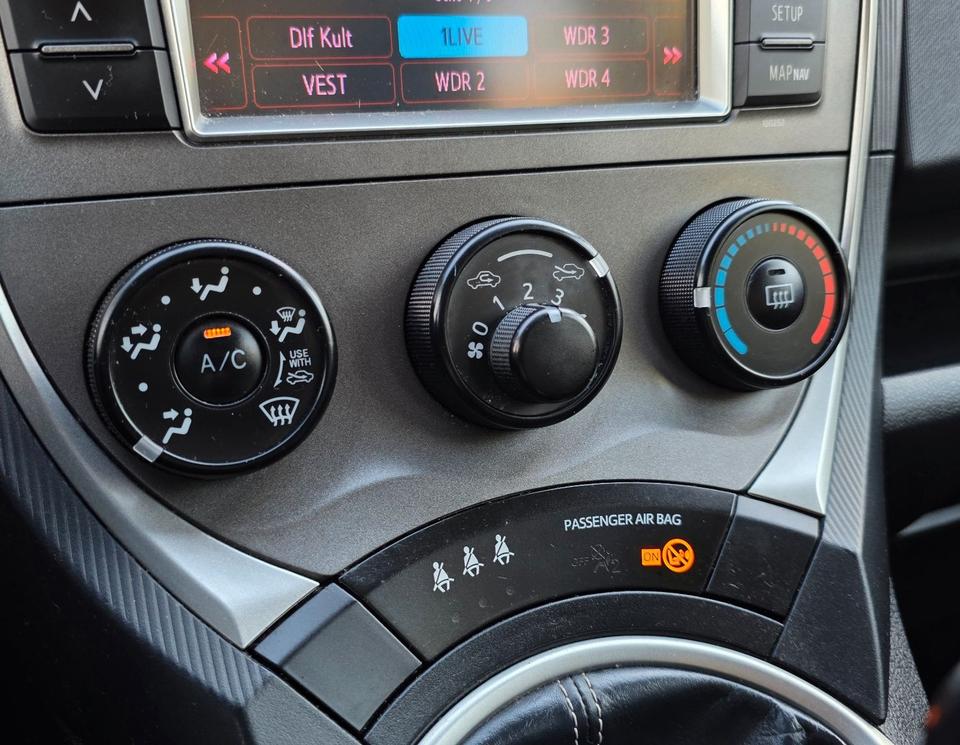 Toyota Verso 2013 — photo 19