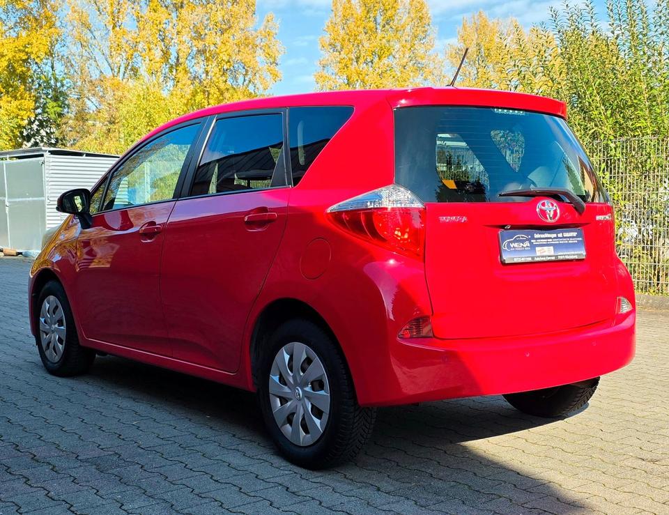 Toyota Verso 2013 — photo 5