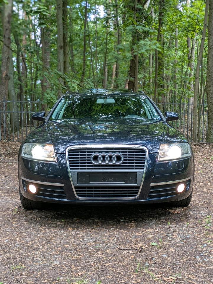 Audi A6 2006 — rear view