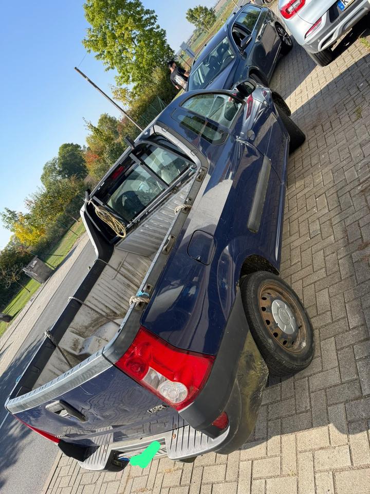 Dacia Logan Pick-Up 2009 — двигун
