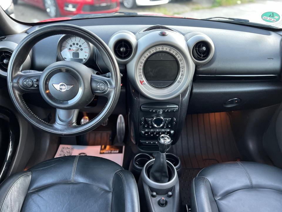 Mini Cooper S 2011 — photo 11
