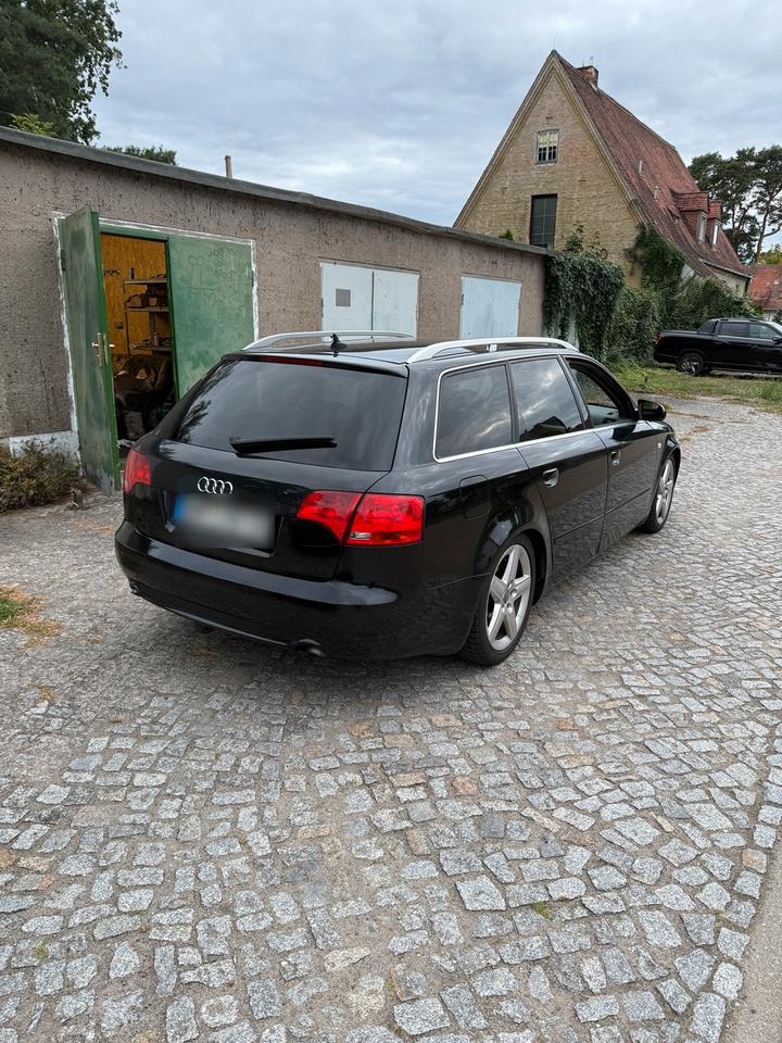 Audi A4 2007 — engine