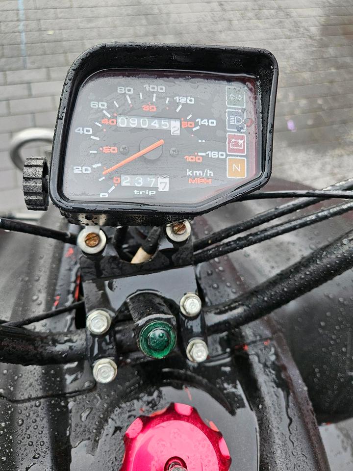 Weitere Motorräder Quad zu verkaufen 2006 — engine 165 ccm