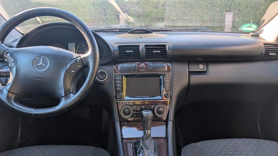 Mercedes Benz C 220 2004 — photo 6