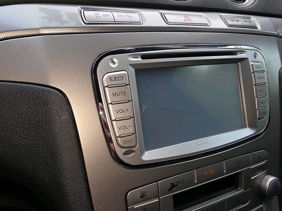 Ford S-Max 2007 — photo 10