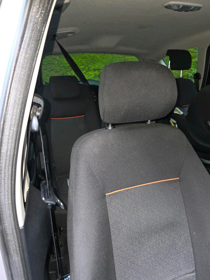 Ford S-Max 2007 — photo 11