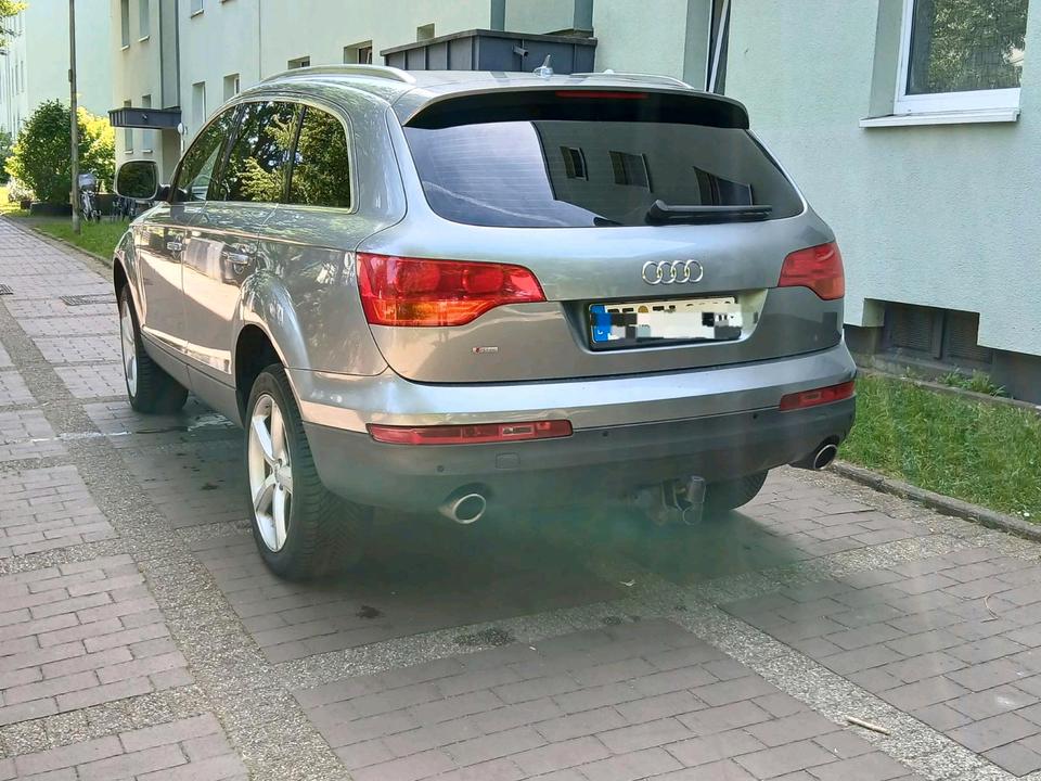 Audi Q7 2007 — photo 11