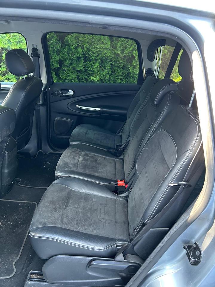 Ford S-Max 2010 — photo 6