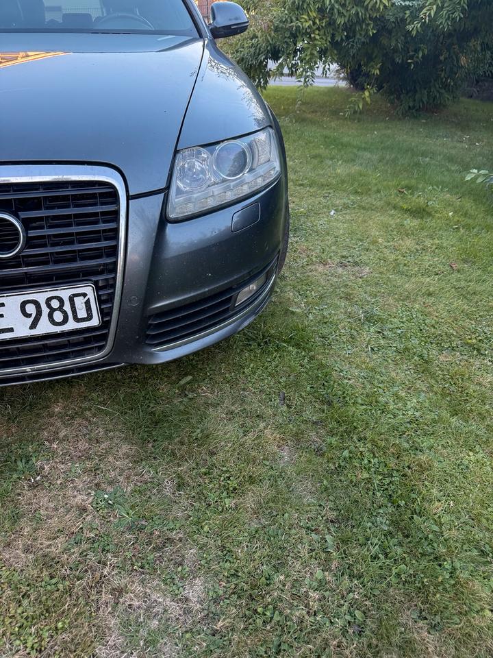 Audi A6 2011 — photo 15