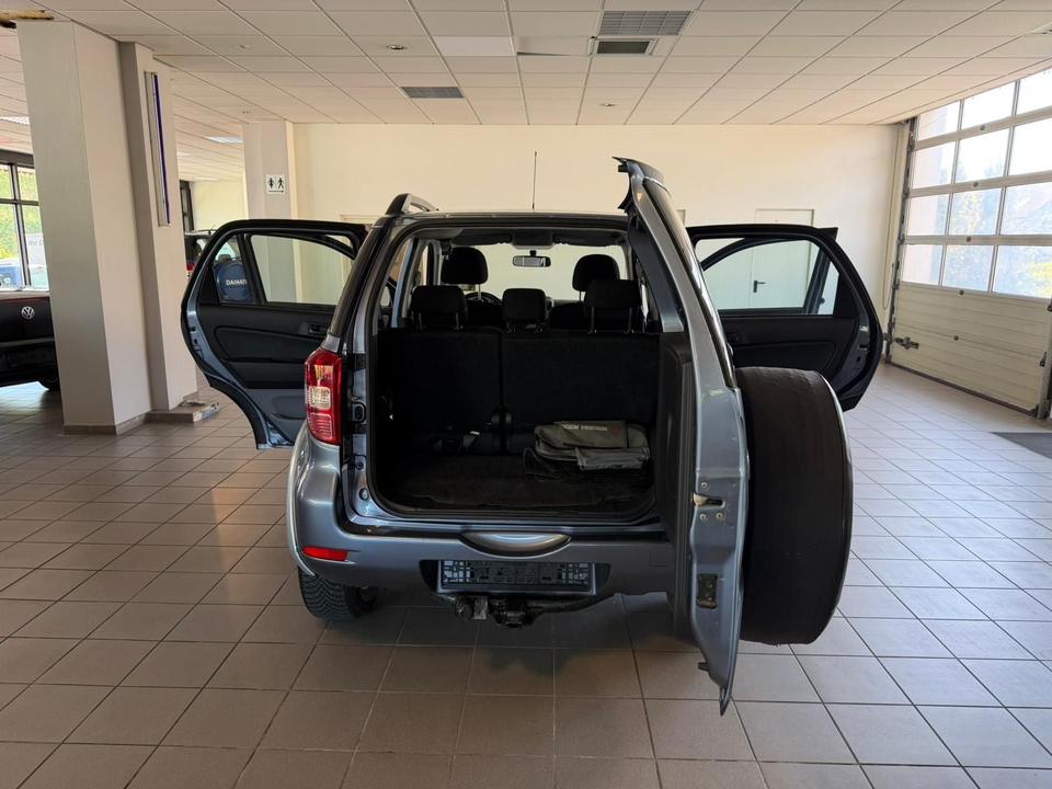 Daihatsu Terios 2006 — photo 16