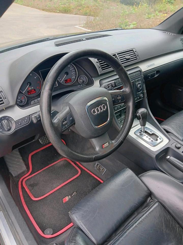 Audi A4 2005 — photo 15