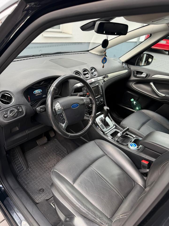 Ford S-Max 2014 — photo 10