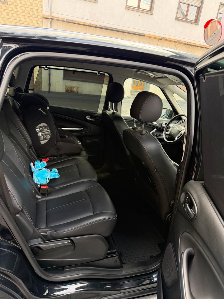 Ford S-Max 2014 — photo 8