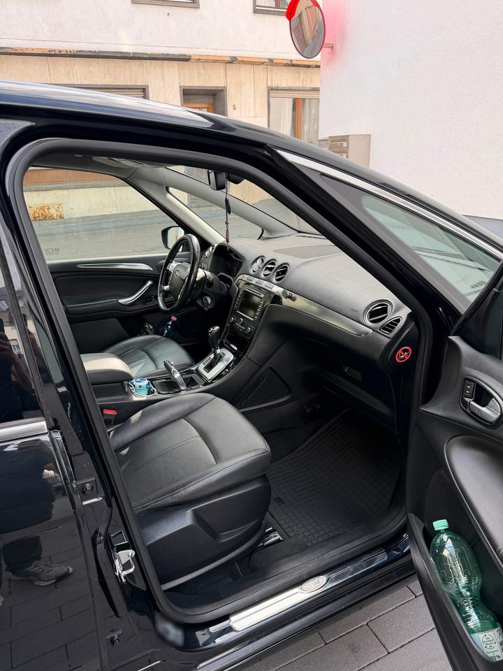 Ford S-Max 2014 — photo 9