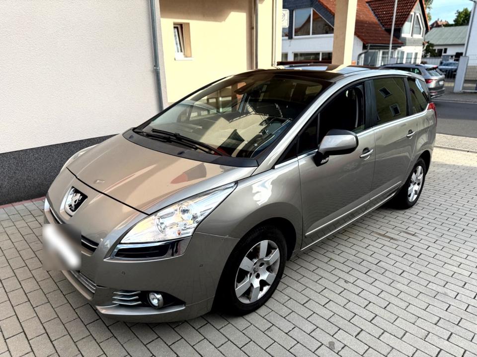 Peugeot 5008, 2013