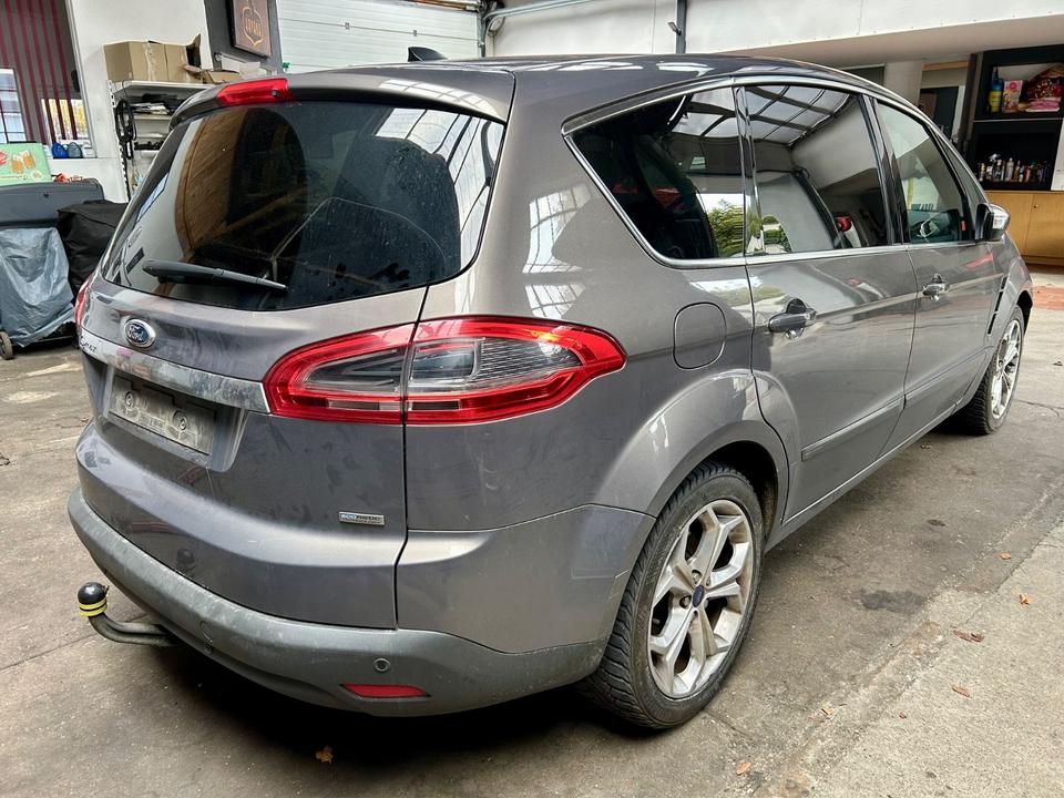 Ford S-Max 2012 — photo 5