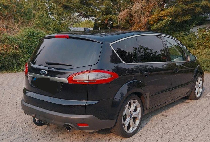 Ford S-Max 2012 — interior